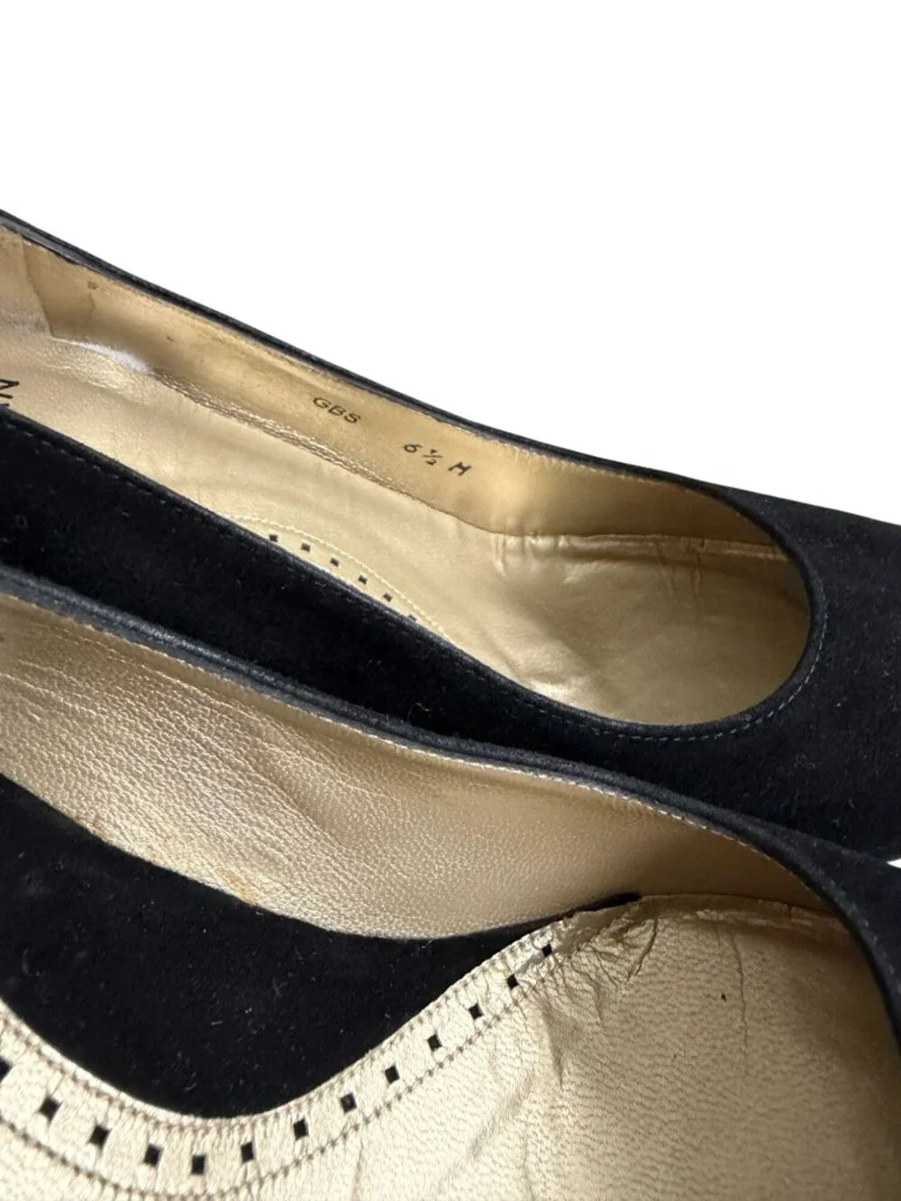 CHARLES JOURDAN Vintage Black Heels Size 6.5